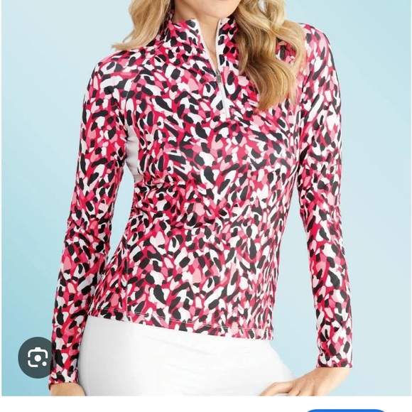 NWT Tail Golf Top Women’s Size S UPF 50 1/2 Zipper Long Sleeve Pink/Black Print - Picture 1 of 11